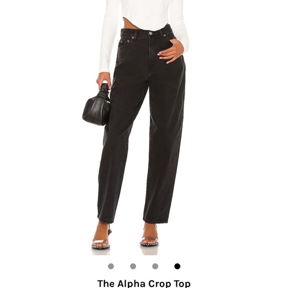 Atoir The Alpha Crop Top - Picture 2 of 2